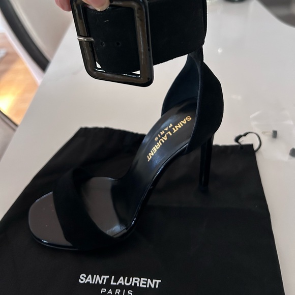 Saint Laurent Black Patent Leather Heels - Picture 3 of 9